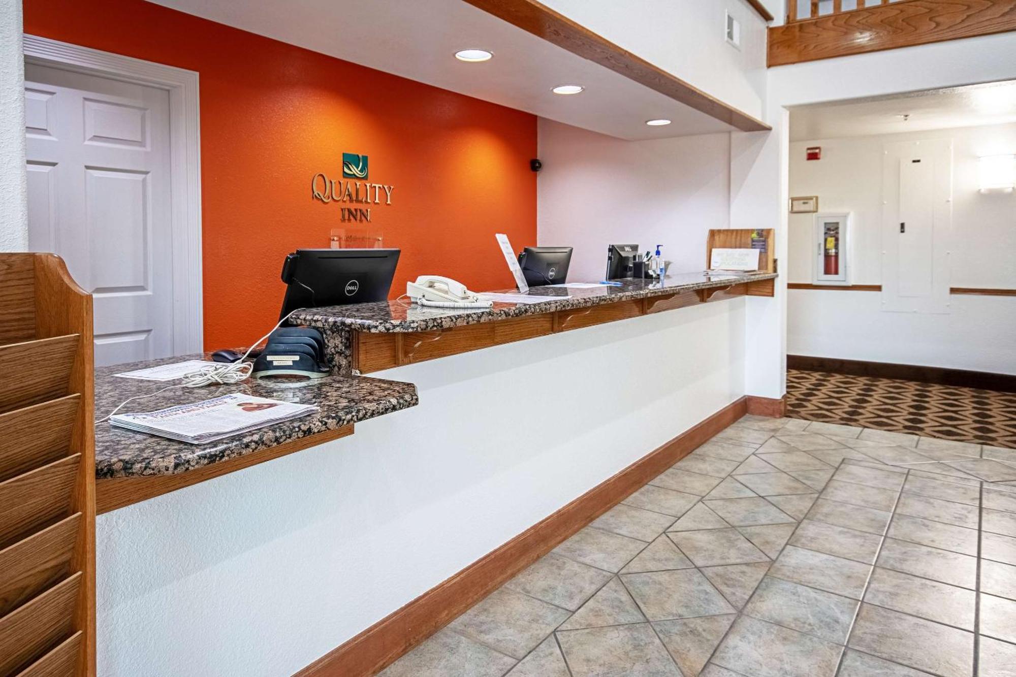 Quality Inn Додж-Сити Экстерьер фото