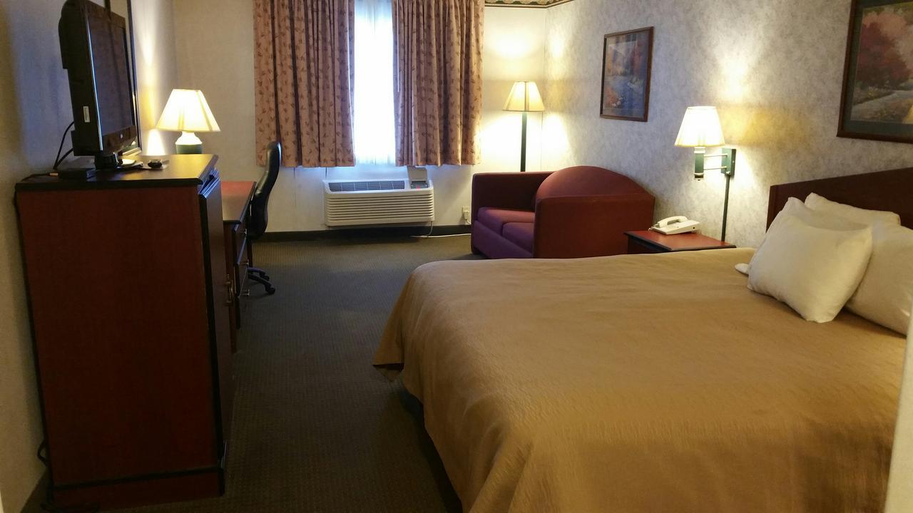 Quality Inn Додж-Сити Экстерьер фото