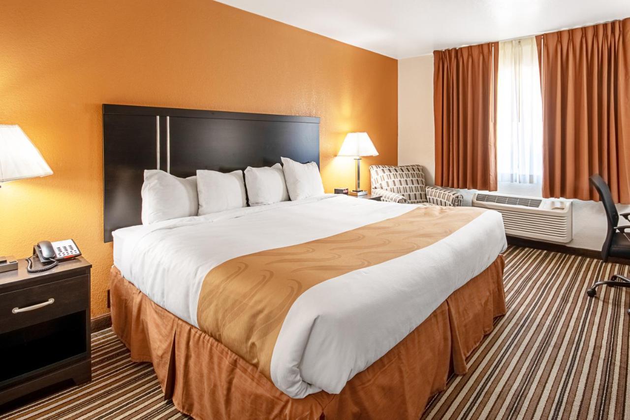 Quality Inn Додж-Сити Экстерьер фото